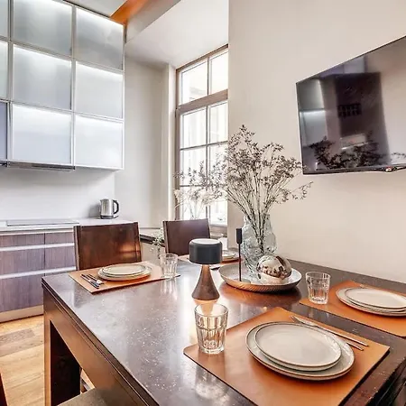 Apartment Domillion Quiet 2bdr W Panorama & Balcony B83 *