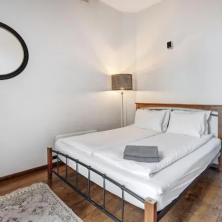 Domillion Quiet 2bdr W Panorama & Balcony B83 *