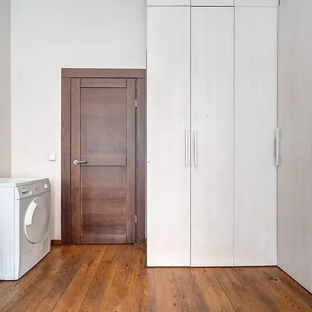 Apartment Domillion Quiet 2bdr W Panorama & Balcony B83 *