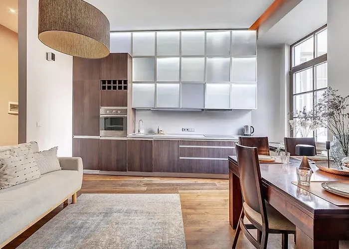 Apartman Domillion Quiet 2bdr W Panorama & Balcony B83