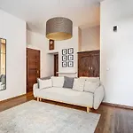 Domillion Quiet 2bdr W Panorama & Balcony B83