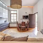 Domillion Quiet 2bdr W Panorama & Balcony B83 Lejlighed *