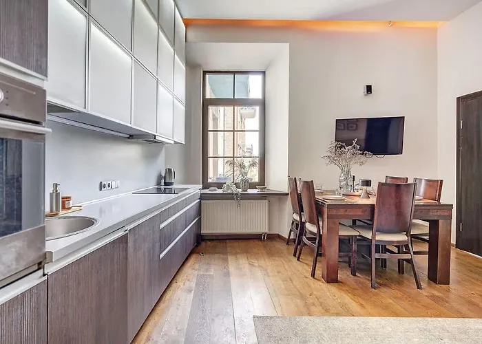 Domillion Quiet 2bdr W Panorama & Balcony B83 *