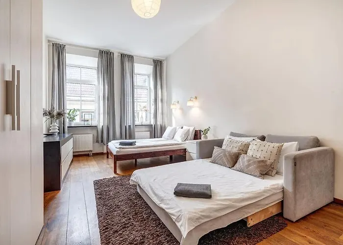 Domillion Quiet 2bdr W Panorama & Balcony B83 Apartment *